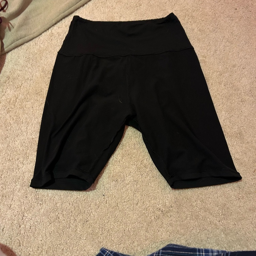 black biking shorts